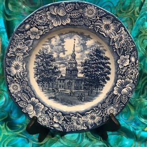 Vintage Liberty Blue Collector Plate.